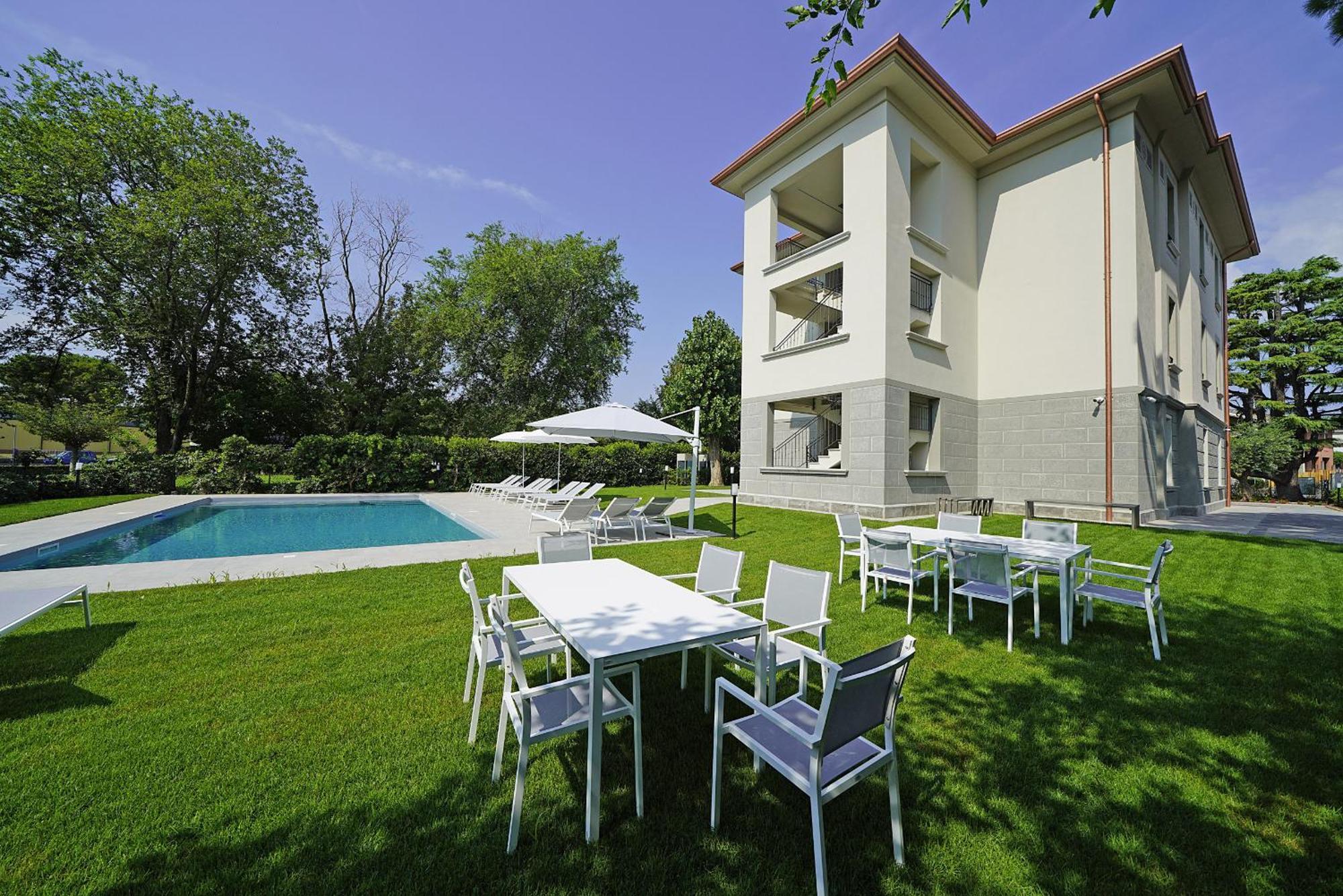 Villa Caterina Apartments By Wonderful Italy Desenzano del Garda Exterior foto