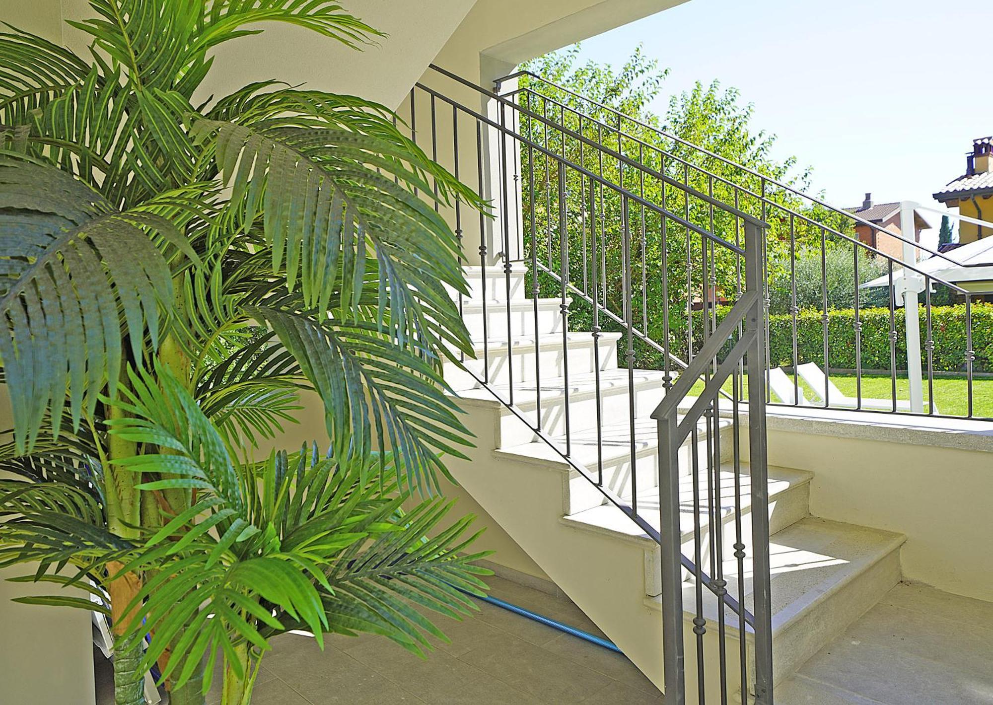 Villa Caterina Apartments By Wonderful Italy Desenzano del Garda Exterior foto