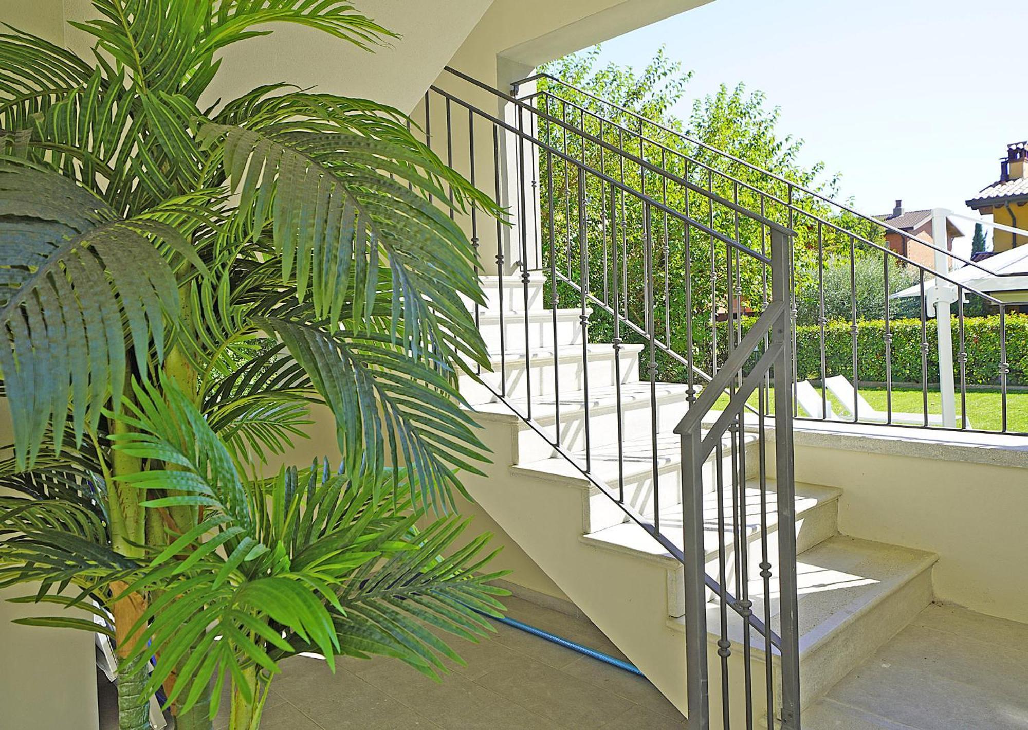 Villa Caterina Apartments By Wonderful Italy Desenzano del Garda Exterior foto