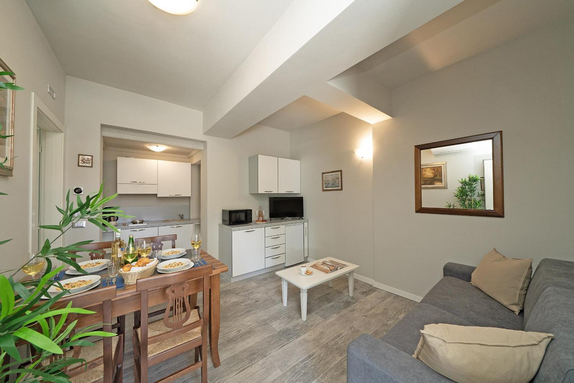 Villa Caterina Apartments By Wonderful Italy Desenzano del Garda Exterior foto